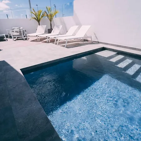 Cosy Tenerife Villa *